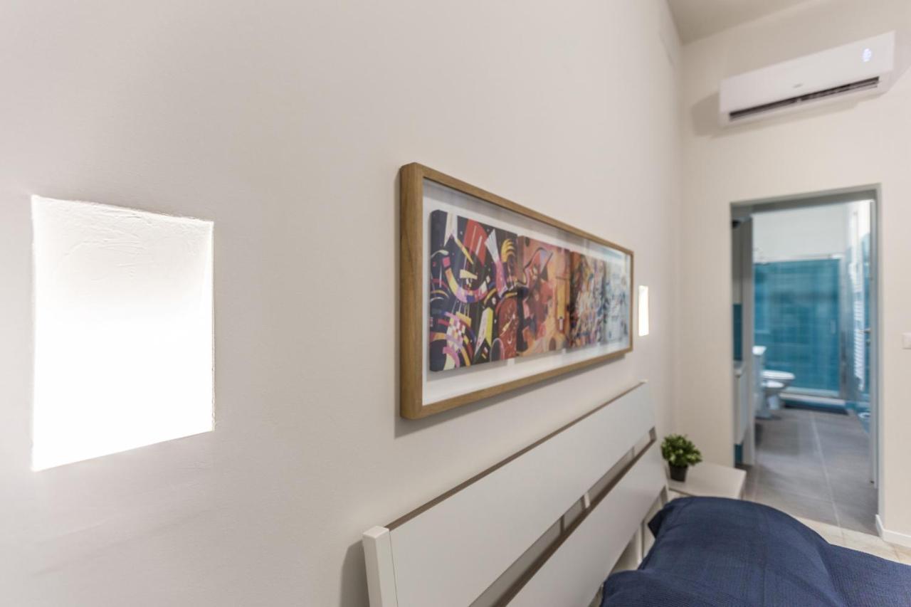 Marilyn The Place Apartments Bolonia Exterior foto